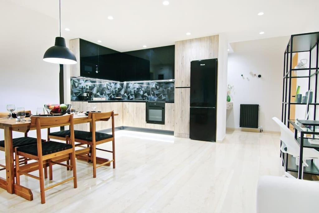 Menta Loft Appartement Iraklion Buitenkant foto